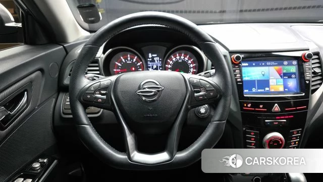 Ssangyong Tivoli Armor 2018 Темно-зеленый из Кореи, фото 4