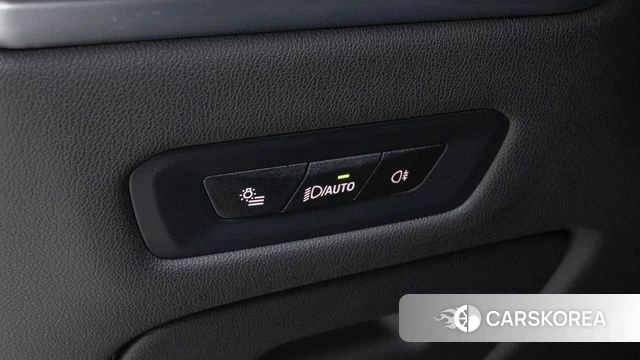 BMW X6 (G06) 2023 Белый из Кореи, фото 4