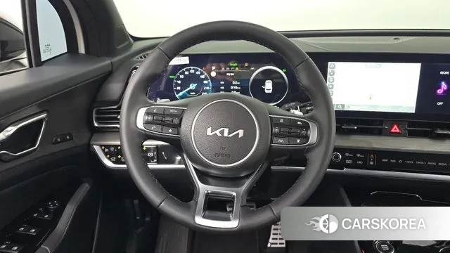 Kia Sportage 5th Generation Hybrid 2023 Белый из Кореи, фото 4