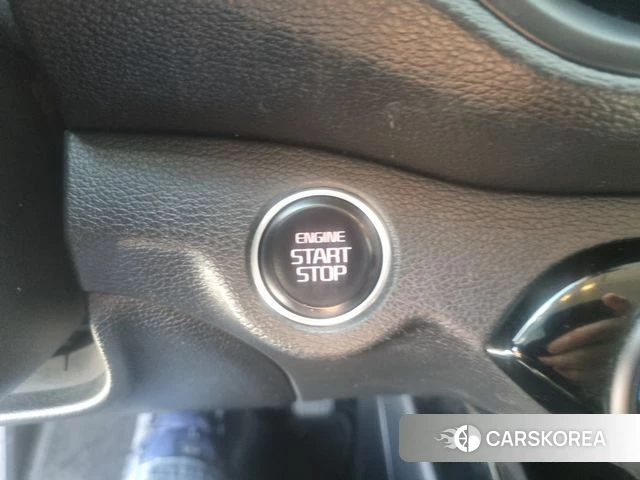 Kia The New K3 2nd generation 2021 Белый из Кореи, фото 4