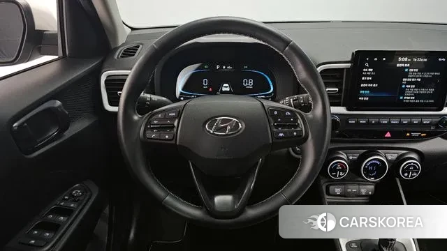 Hyundai Venue 2023 Серебристо-серый из Кореи, фото 4