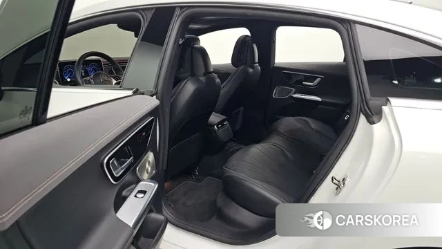 Mercedes-Benz EQE V295 2022 Белый из Кореи, фото 4