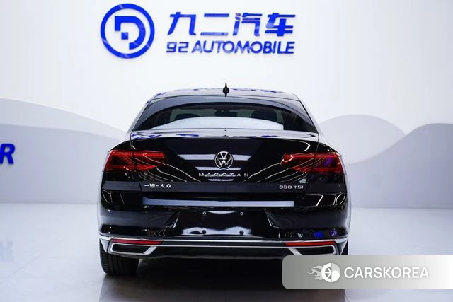 Volkswagen Magotan 2022 Черный из Китая, фото 4