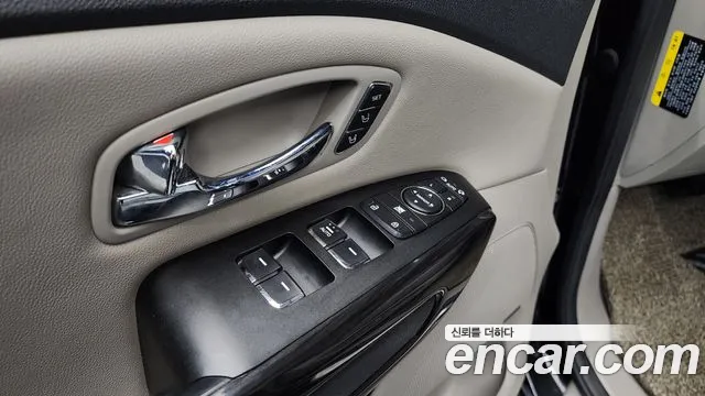 Kia The New Carnival id 2312856 из Кореи 4