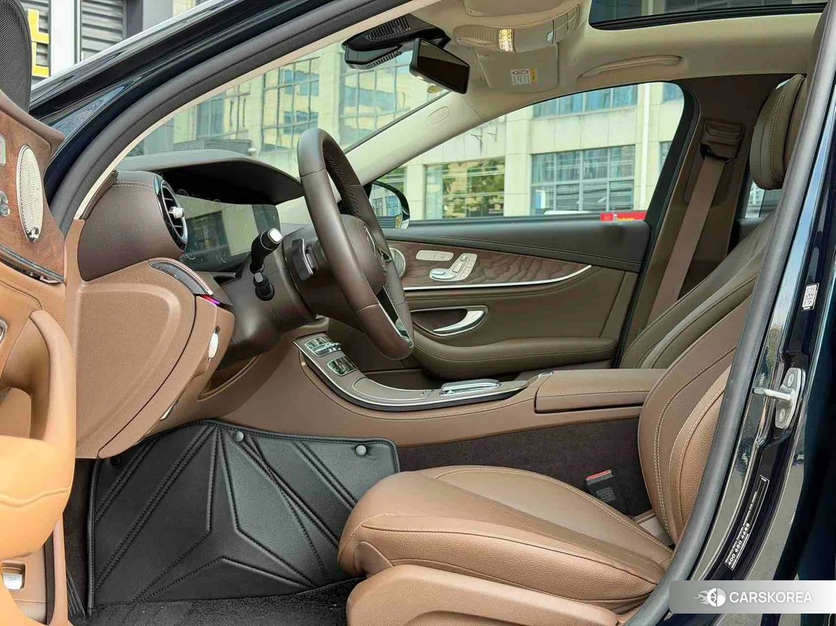 Mercedes-Benz E-class 2022 Зеленый из Китая, фото 4