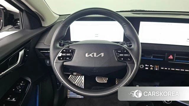 Kia EV6 2024 Белый из Кореи, фото 4
