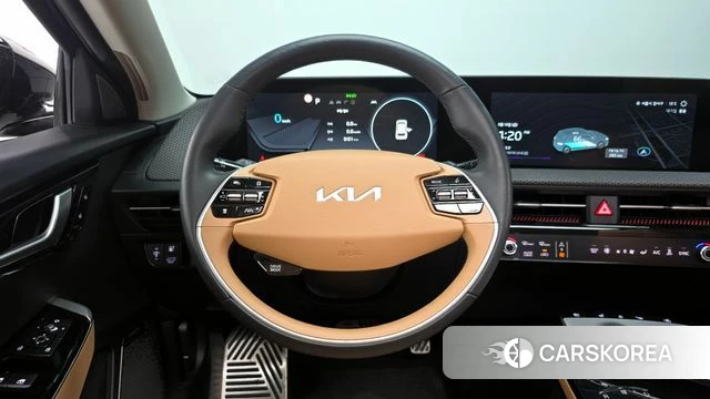 Kia EV6 2023 Черный из Кореи, фото 4
