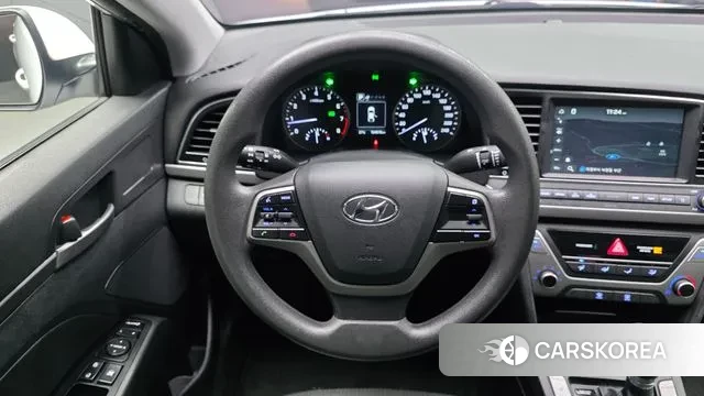 Hyundai Avante AD 2018 Белый из Кореи, фото 4