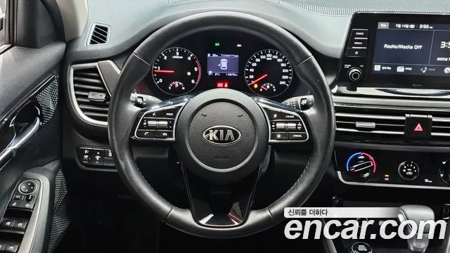 Kia Seltos 2020 Белый из Кореи, фото 4