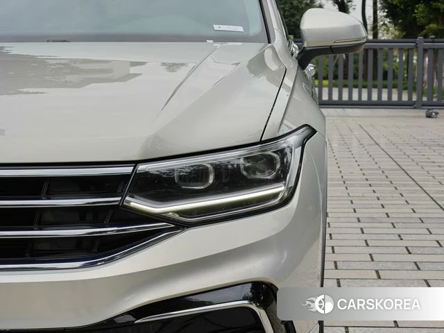 Volkswagen Tiguan L 2022 Шампань из Китая, фото 4