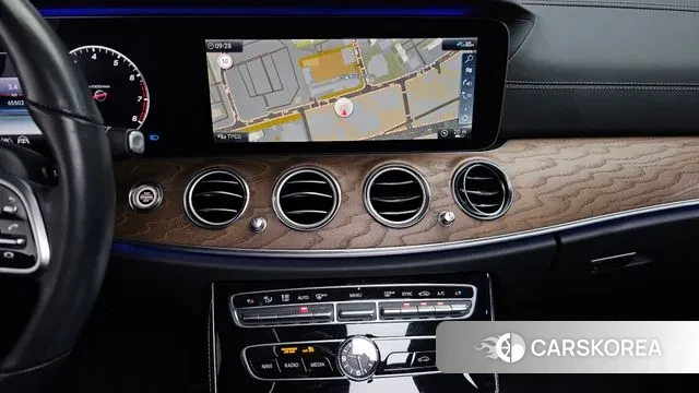 Mercedes-Benz E-Class W213 2020 Синий из Кореи, фото 4