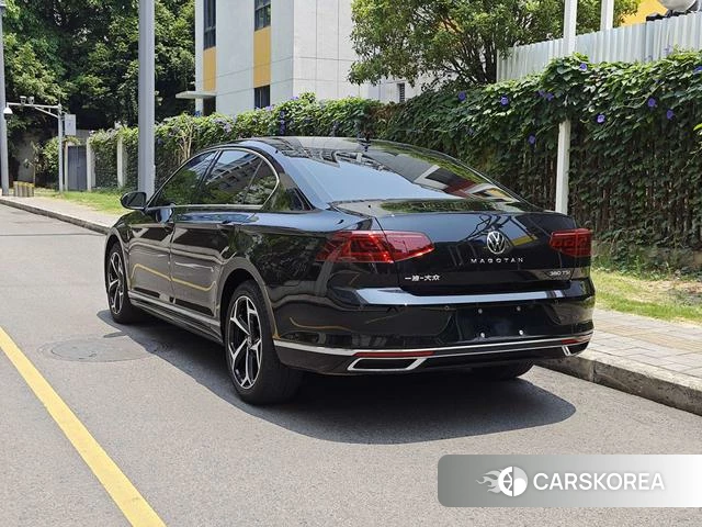 Volkswagen Magotan 2025 Черный из Китая, фото 4