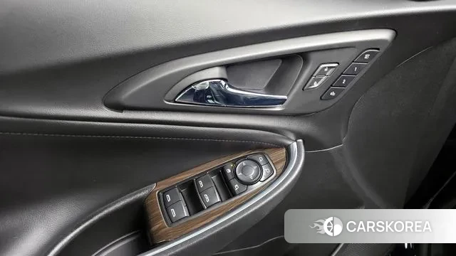 Chevrolet (GM Daewoo) All New Malibu 2018 Черный из Кореи, фото 4