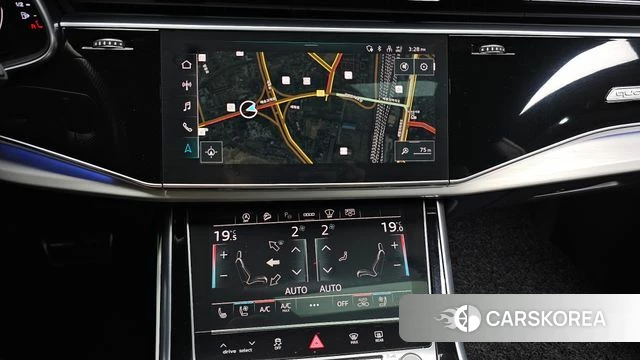 Audi Q8 (4M) 2021 Черный из Кореи, фото 4