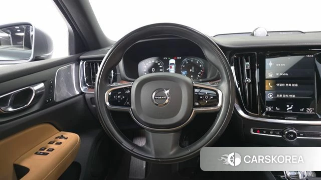 Volvo S60 3rd generation 2021 Серый из Кореи, фото 4