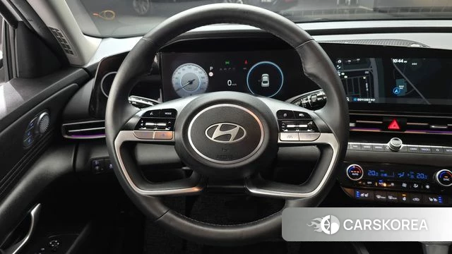 Hyundai The New Avante (CN7) 2023 Белый из Кореи, фото 4