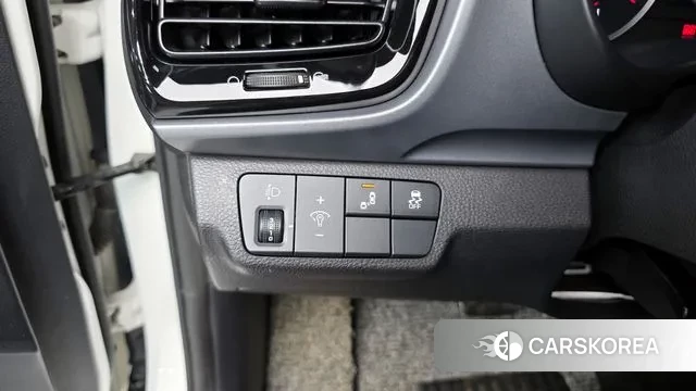 Kia Stonic 2020 Белый из Кореи, фото 4