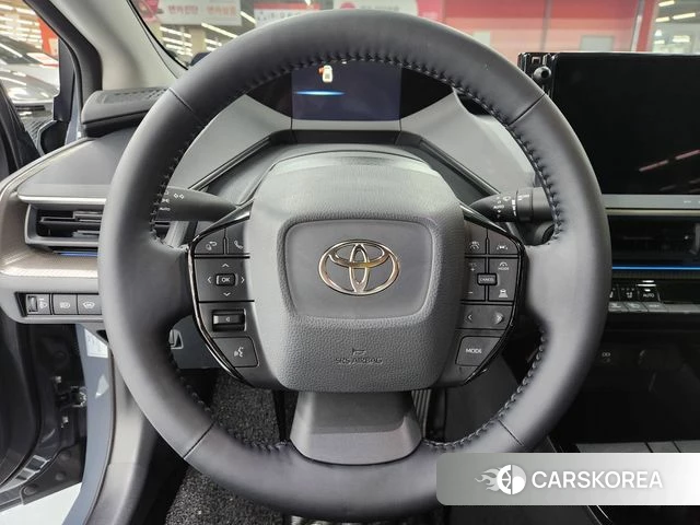 Toyota Prius 5th Generation 2026 Серый из Кореи, фото 4
