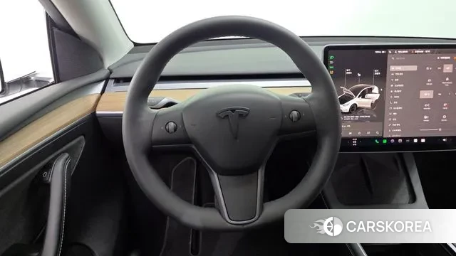 Tesla Model Y 2023 Белый из Кореи, фото 4