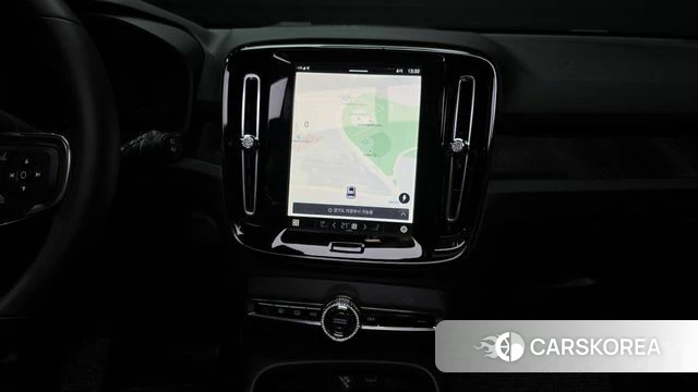 Volvo XC40 Richards 2024 Белый из Кореи, фото 4