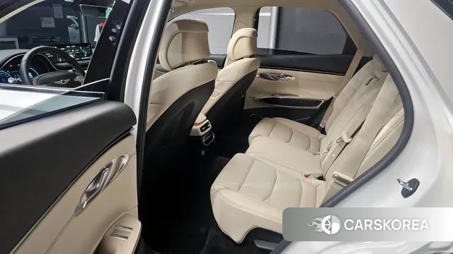 Genesis GV70 2023 Белый из Кореи, фото 4