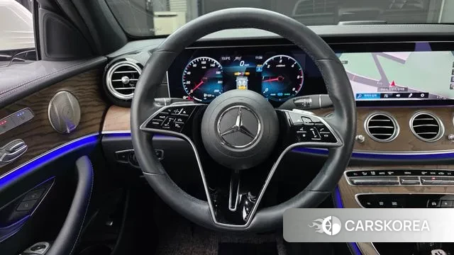 Mercedes-Benz E-Class W213 2023 Белый из Кореи, фото 4