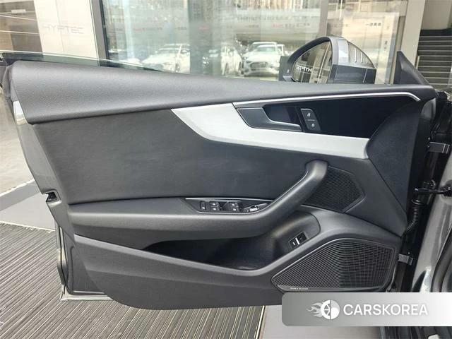 Audi A5 2023 Темно-серый из Китая, фото 4