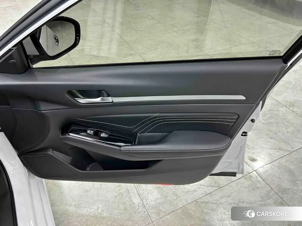 Nissan Altima 2023 Белый из Китая, фото 4