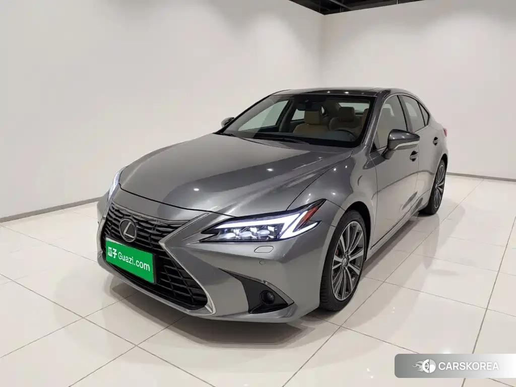 Lexus ES 2026 Silver/gray из Китая, фото 4