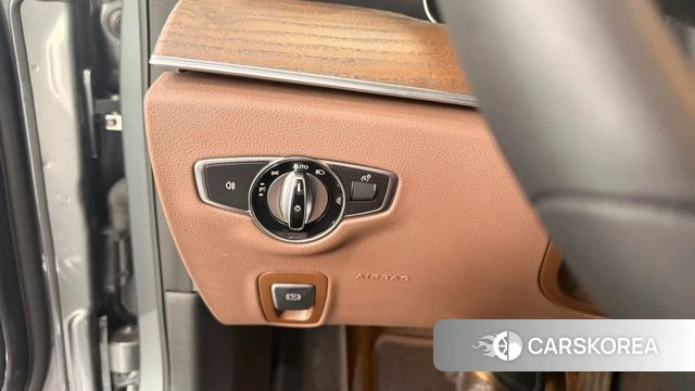 Mercedes-Benz E-Class W213 2022 Серый из Кореи, фото 4