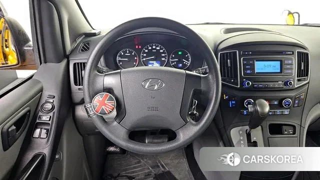 Hyundai The New Grand Starex 2018 Желтый из Кореи, фото 4