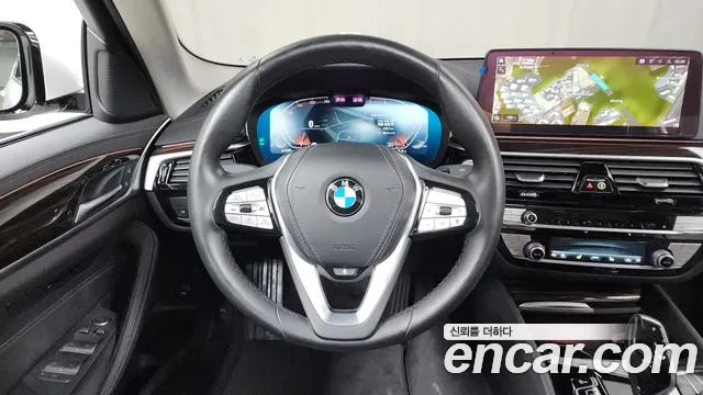 BMW 5 Series (G30) 2021 Белый из Кореи, фото 4