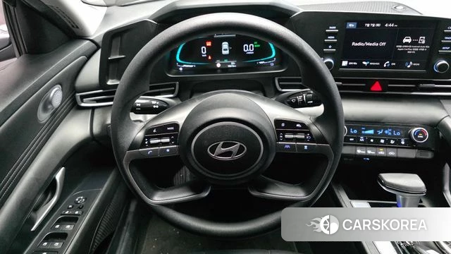 Hyundai The New Avante Hybrid (CN7) 2023 Серый из Кореи, фото 4