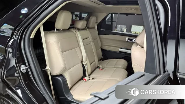 Ford Explorer 6th Generation 2023 Черный из Кореи, фото 4