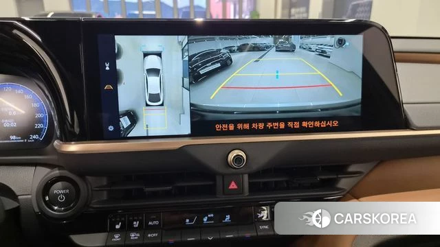 Toyota Crown Crossover 2026 Белый из Кореи, фото 4