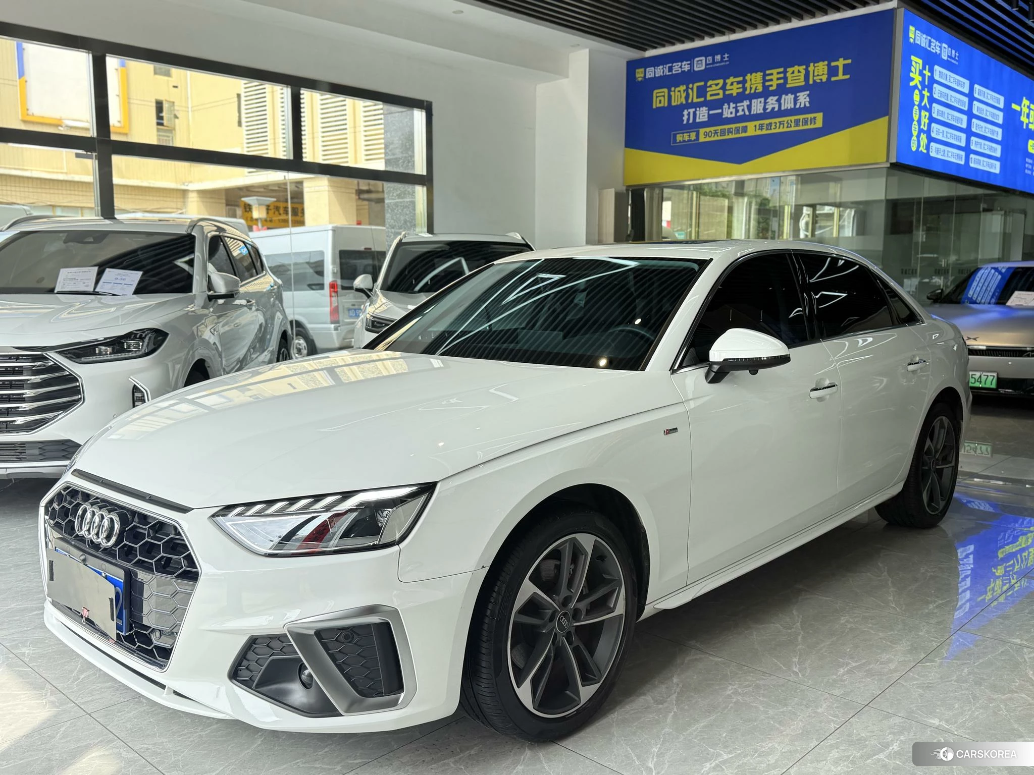 Audi A4L 2021 Белый из Китая, фото 4