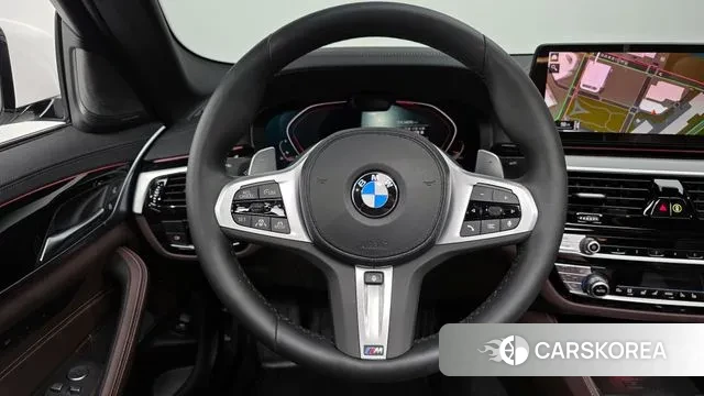 BMW 5 Series (G30) 2022 Белый из Кореи, фото 4