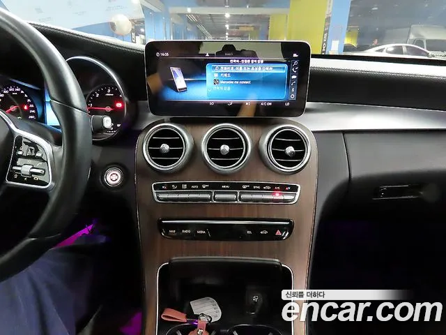 Mercedes-Benz C-Class W205 2019 Темно-зеленый из Кореи, фото 4