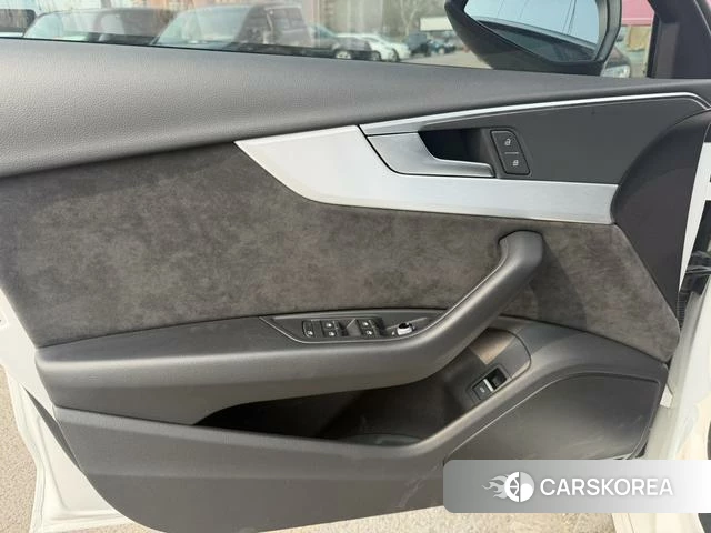 Audi A4L 2021 Белый из Китая, фото 4