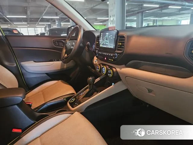 Hyundai Venue 2020 Желтый из Кореи, фото 4