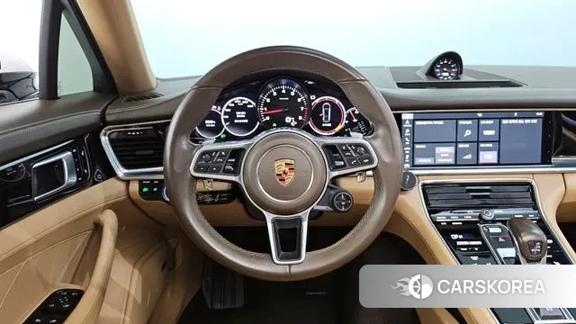Porsche Panamera (971) 2018 Белый из Кореи, фото 4