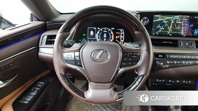 Lexus ES300h 7th generation 2019 Песочный из Кореи, фото 4