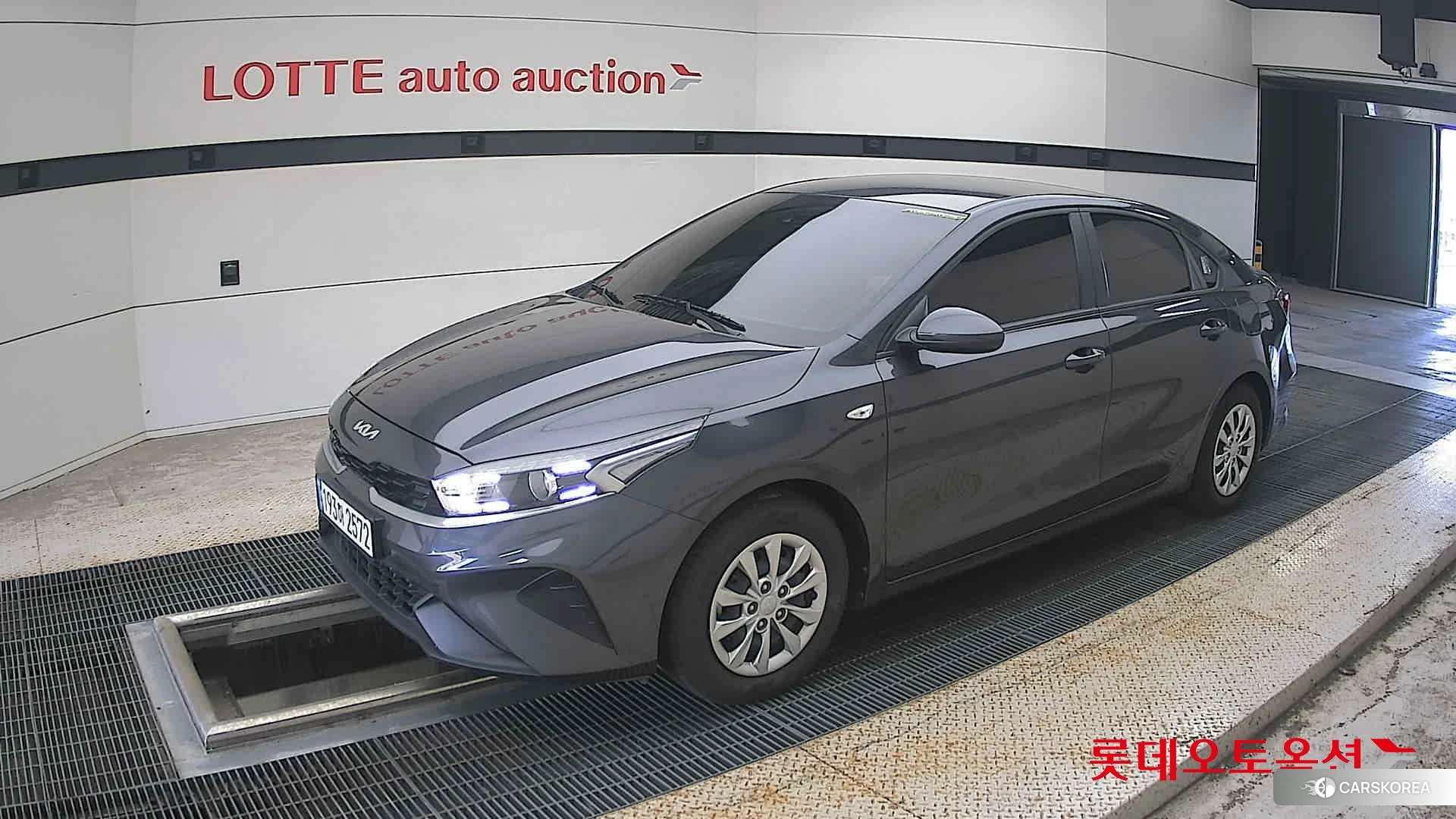 Kia K3 2022 Platinium Graphite из Кореи, фото 4