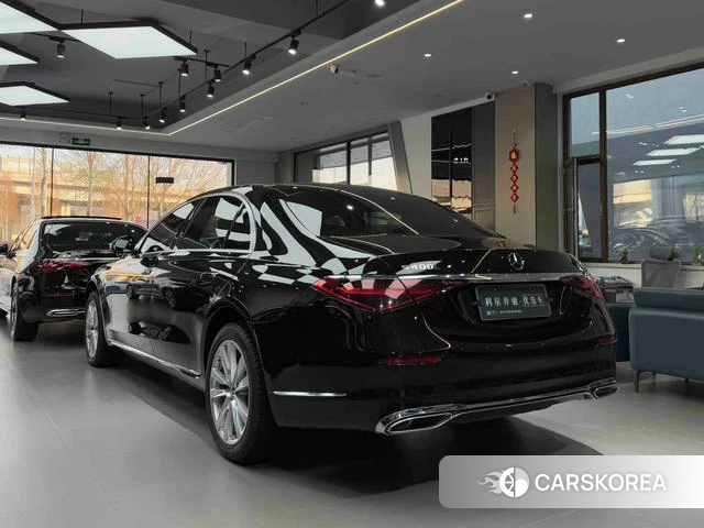 Mercedes-Benz S-class id 3882294 из Китая 4