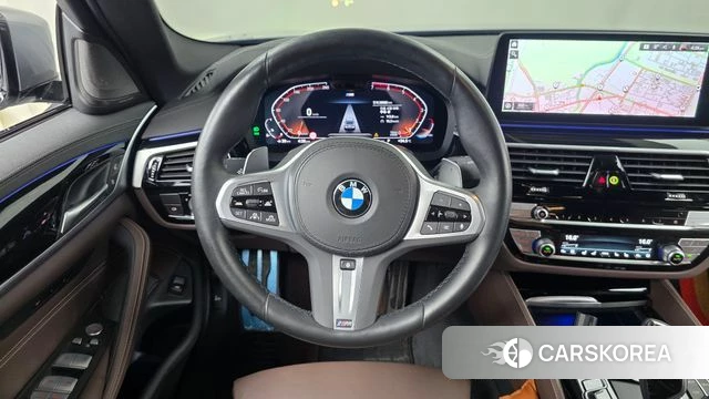 BMW 5 Series (G30) 2023 Серый из Кореи, фото 4