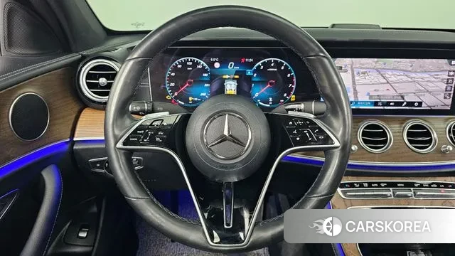 Mercedes-Benz E-Class W213 2021 Белый из Кореи, фото 4