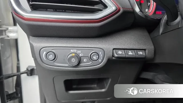 Chevrolet (GM Daewoo) Trailblazer 2022 Белый из Кореи, фото 4