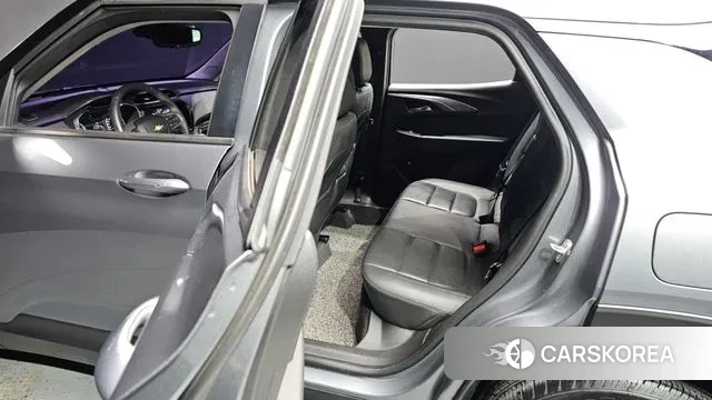 Chevrolet (GM Daewoo) Trailblazer 2020 Серебристо-серый из Кореи, фото 4