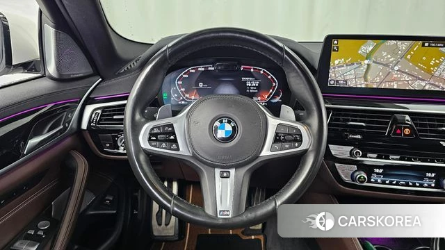 BMW 5 Series (G30) 2021 Белый из Кореи, фото 4