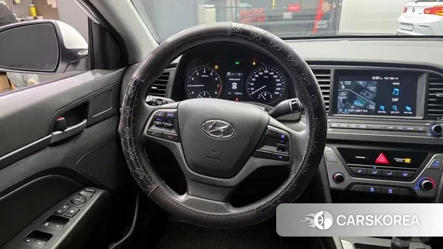 Hyundai Avante AD 2018 Белый из Кореи, фото 4